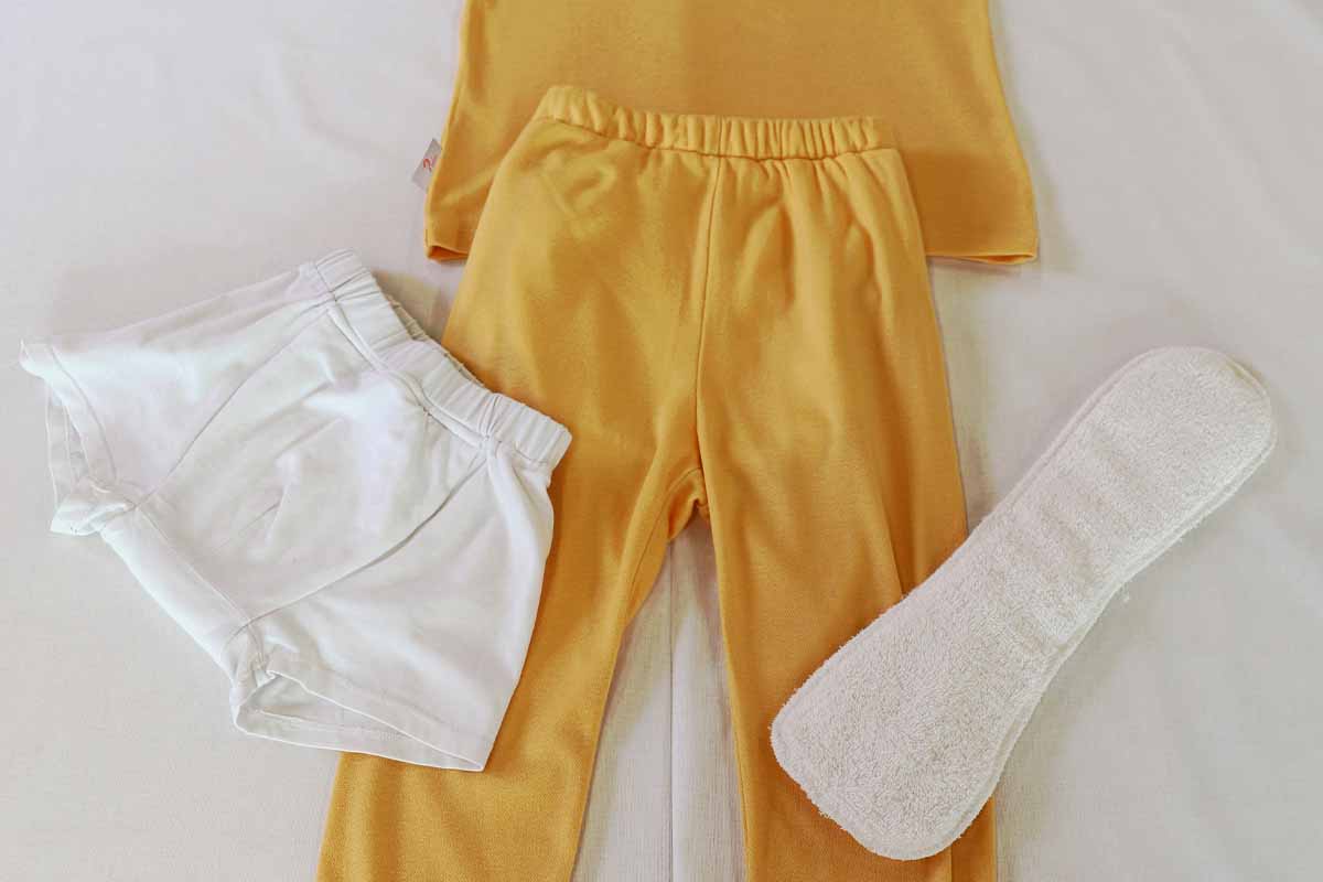 L'invention d'un pyjama étanche pour les enfants.