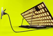 L'invention d'un panneau solaire bifacial et prêt à l'emploi.