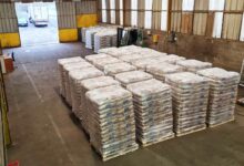 Un stock de sacs de pellets de 15 kg certifiés Qualité EN+A1, 100 % résineux.