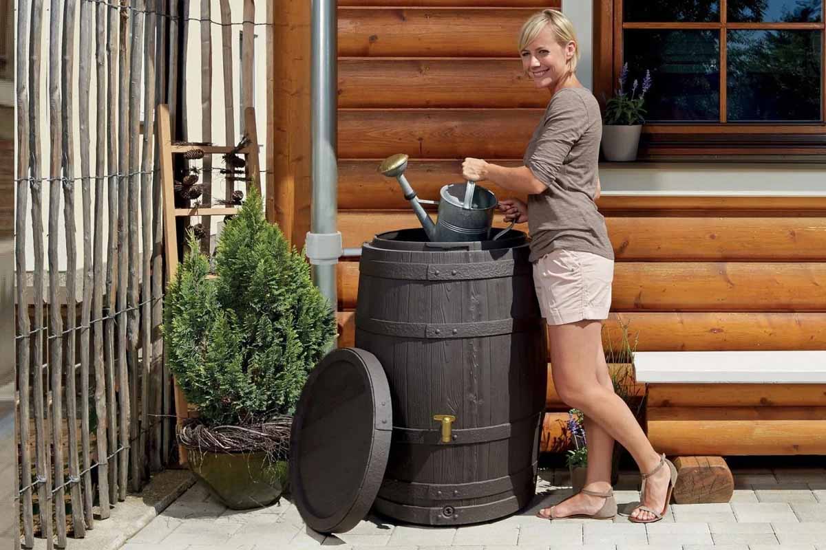 Récupérateur d'eau de pluie et accessoires