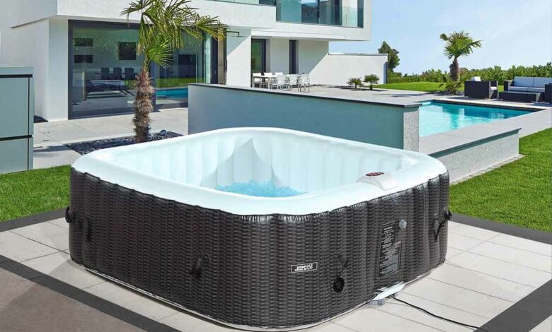 Spa Gonflable Nice en PVC - 6 places - Marron/Crème
