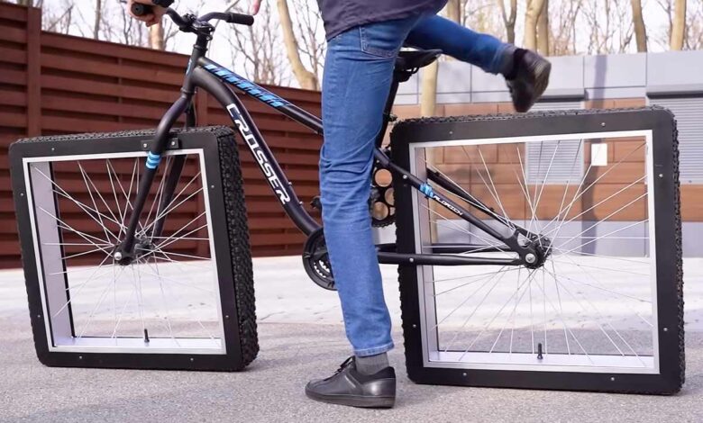 Il fabrique un vélo avec des roues carrées.