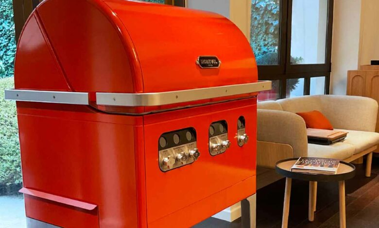 Un magnifique barbecue rétro et 100 % français.