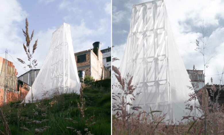 Un filet pour capturer de l'eau dans le brouillard.
