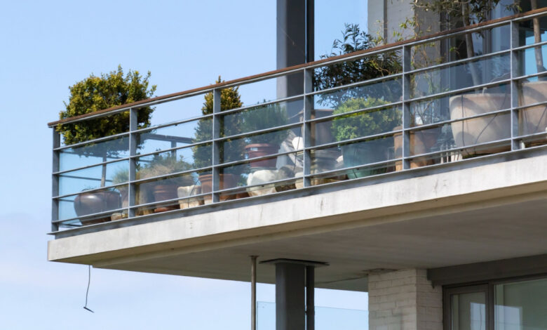 L'invention d'une éolienne de balcon.