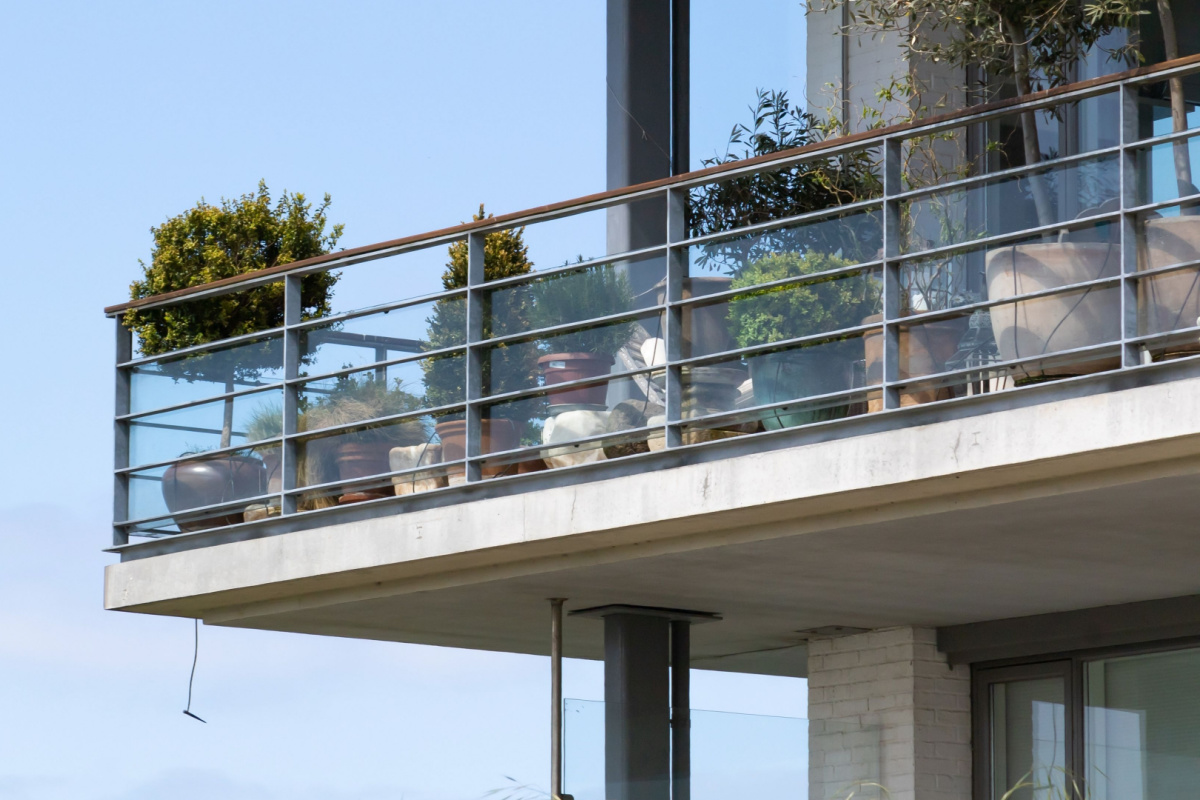 L'invention d'une éolienne de balcon.