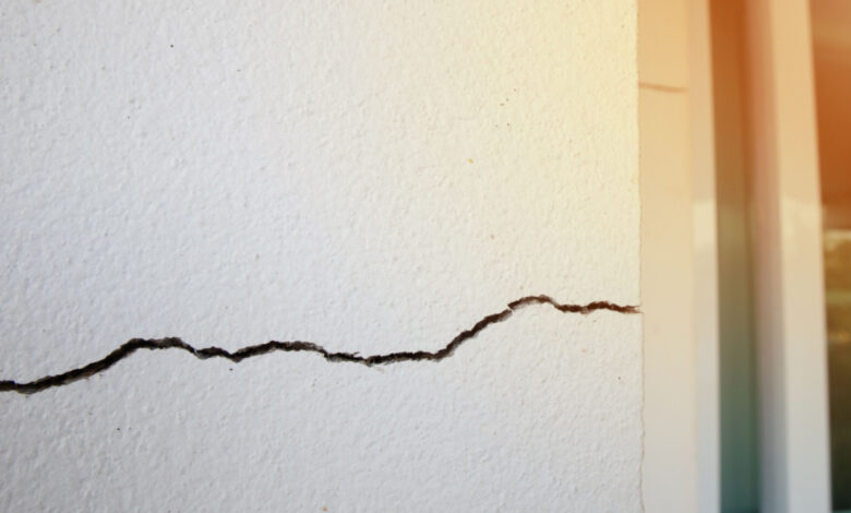 Une invention pour humidifier les sols et réduire les fissures des habitations.