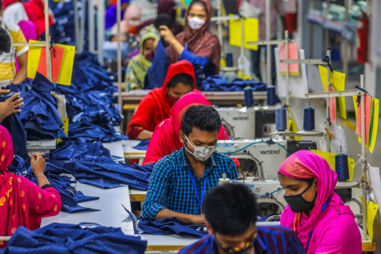 Les produits textiles, c'est environ 80 milliards de vêtements fabriqués chaque année.