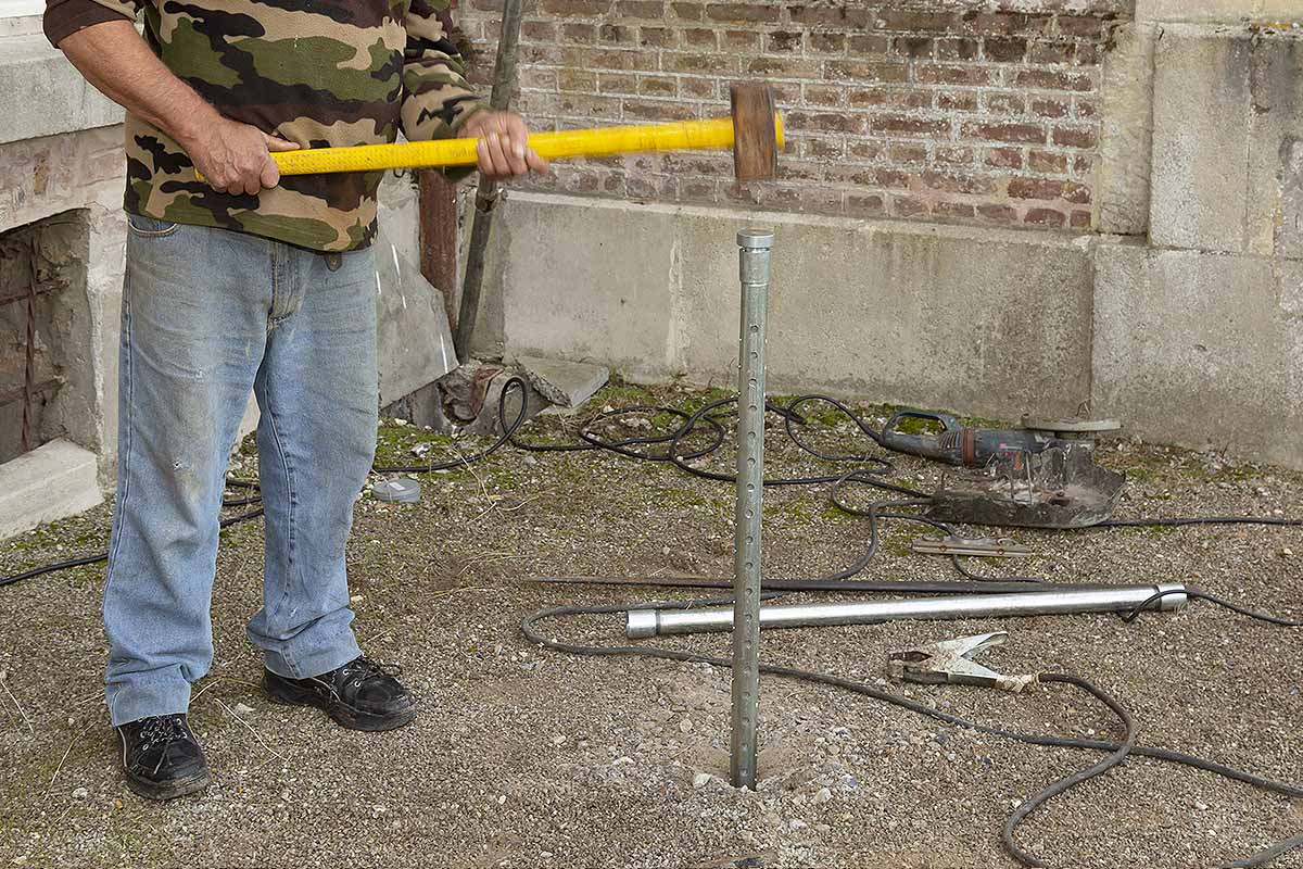 Boutté, une invention pour « taper un puits » et forer soi-même