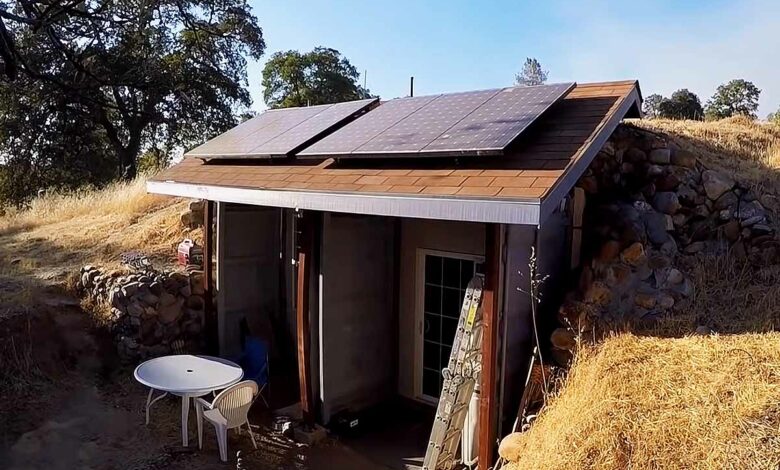 Une maison container refroidie par la terre.
