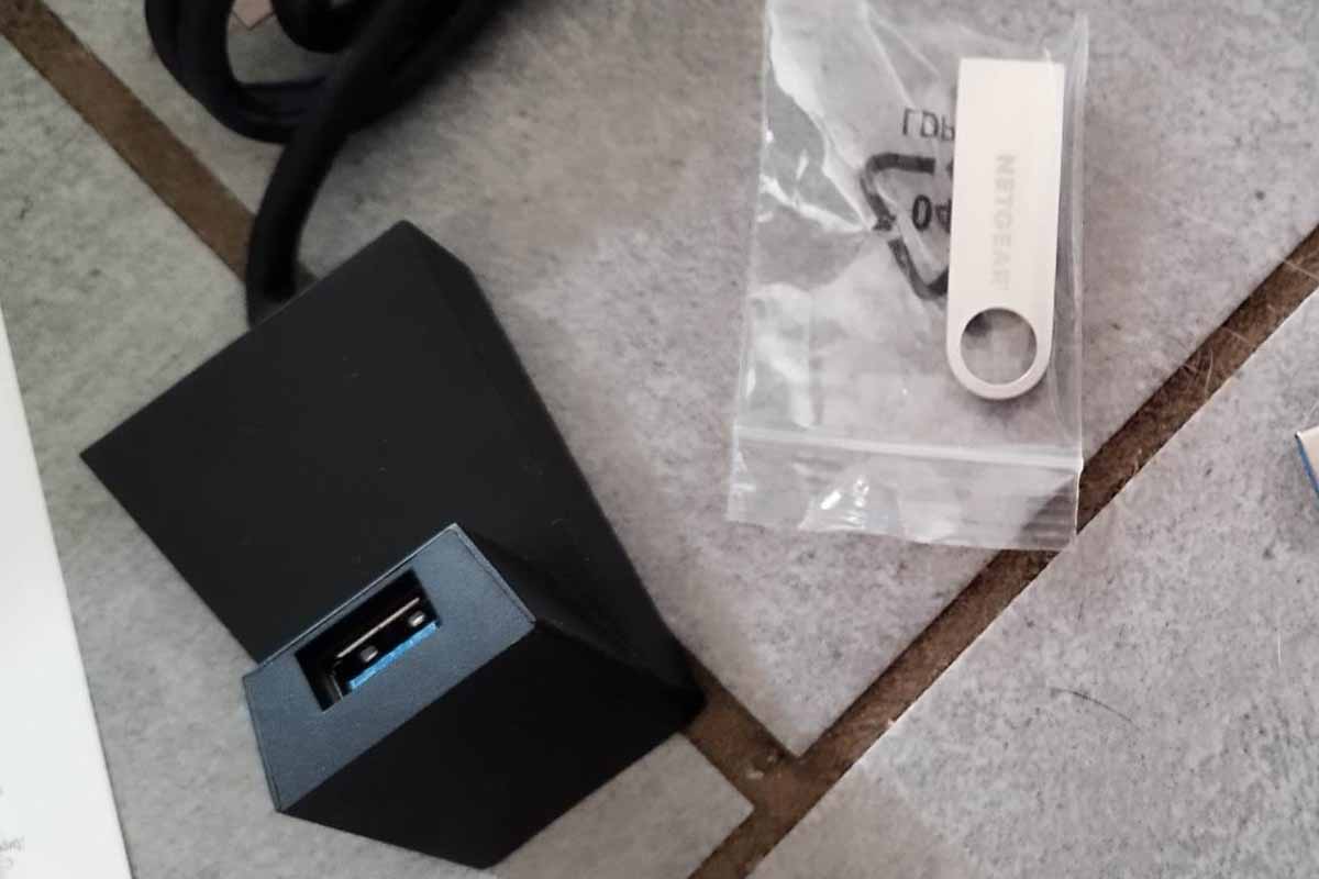 Nous avons testé la clé WiFi 6E Nighthawk A8000 pour booster notre  connexion, et c'est un succès ! - NeozOne