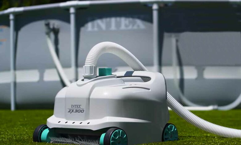 Un robot aspirateur de piscine à moins de 140 €