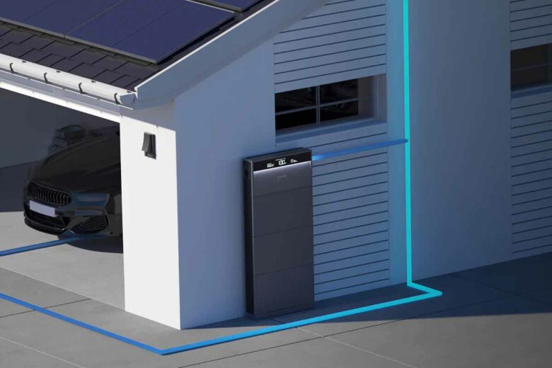 Des batteries domestiques pour stocker l'énergie solaire.