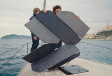 Des panneaux solaires en origami en forme d'aile.