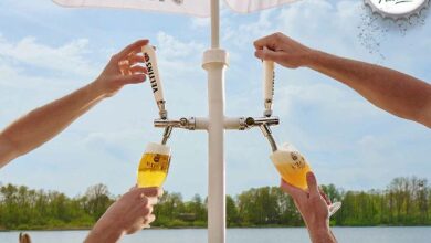 Une marque d'alcool invente le premier parasol qui fait tireuse à bière.