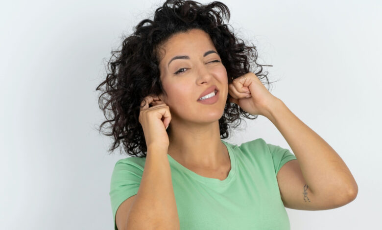 Le traitement anti-acouphène annulaire combine une stimulation sonore et tactile