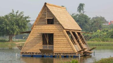 Une maison A-Frame en bambou.