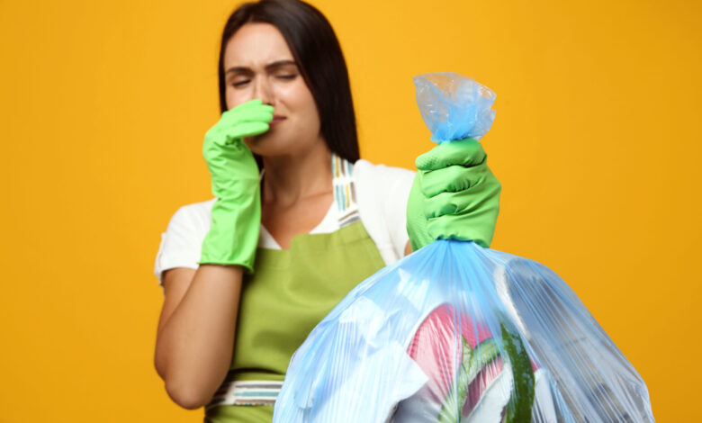 Comment éviter les mauvaises odeurs dans une poubelle ?
