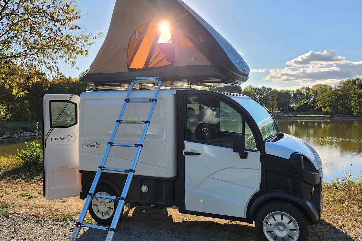 Un mini camping-car accessible ès 14 ans.