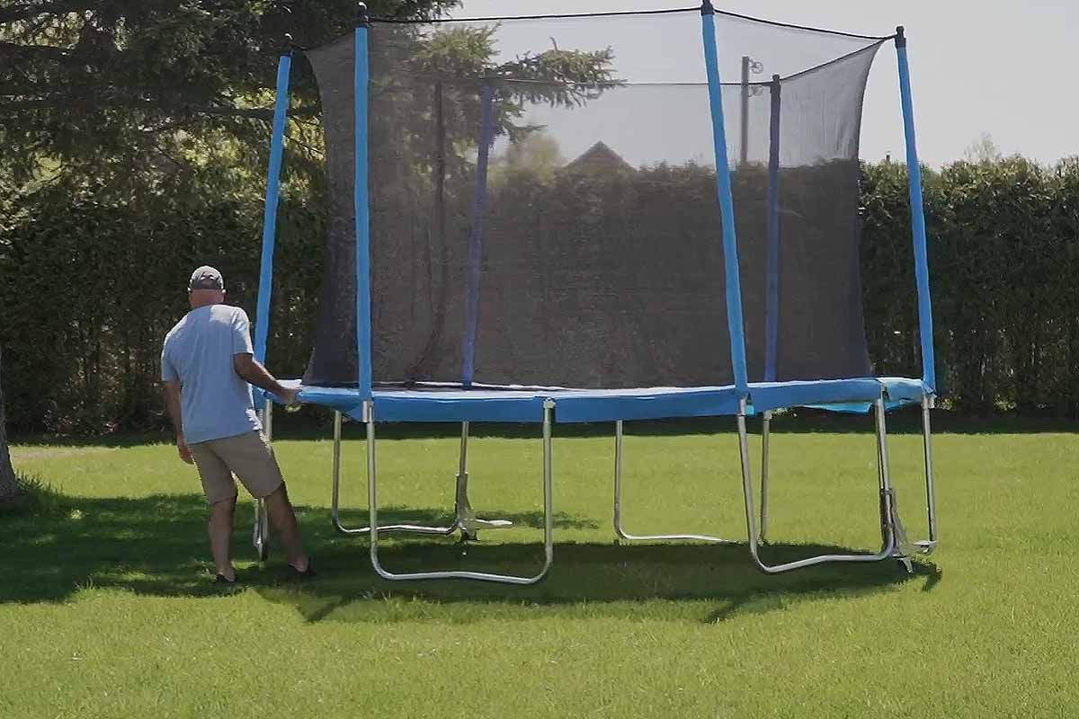 Une invention pour déplacer facilement et rapidement les trampolines.