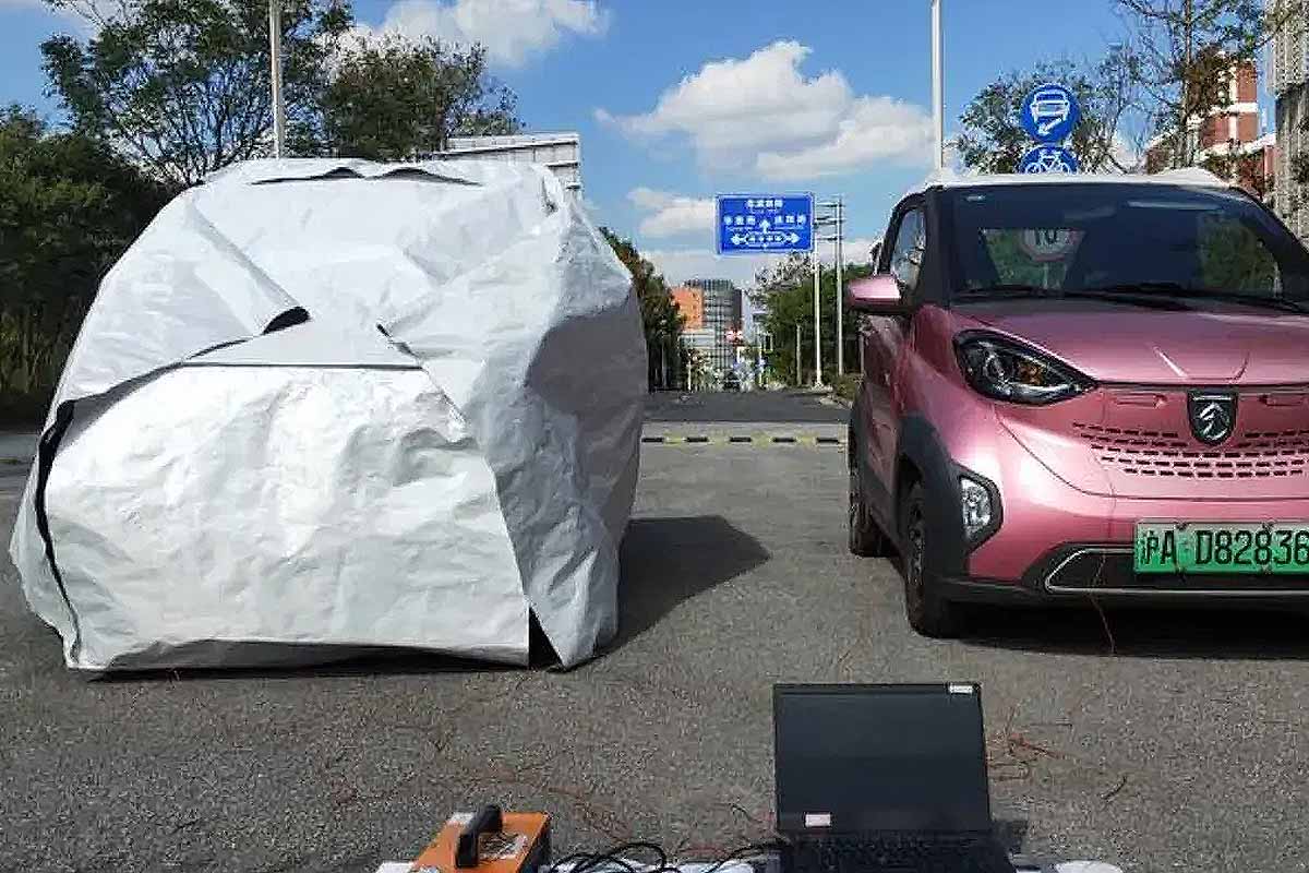 Voiture électrique : l'invention d'une batterie innovante à base de bois,  qui se recharge deux fois plus vite ! - NeozOne