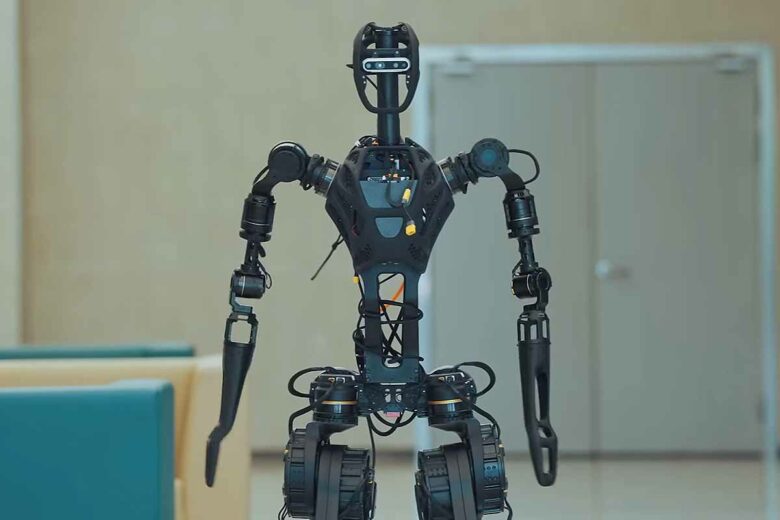 Le robot humanoïde polyvalent GR-1 pourra porter l'équivalant de propre poids.