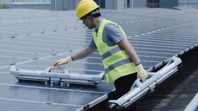 Cette entreprise chinoise a inventé un robot de nettoyage de panneaux solaires