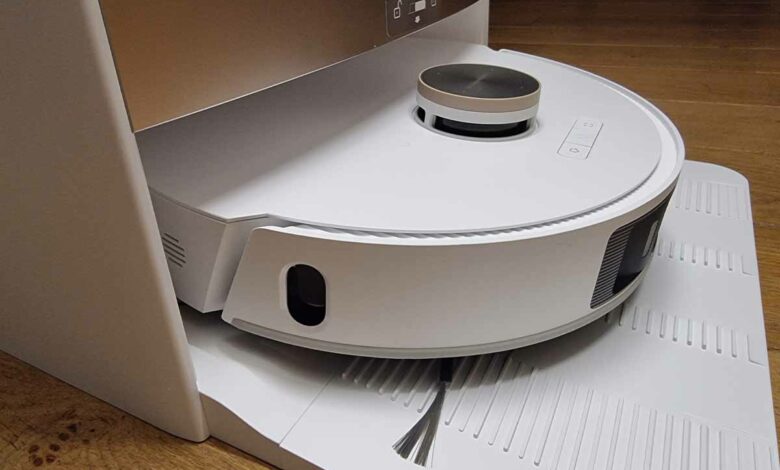 Le robot dans sa base.