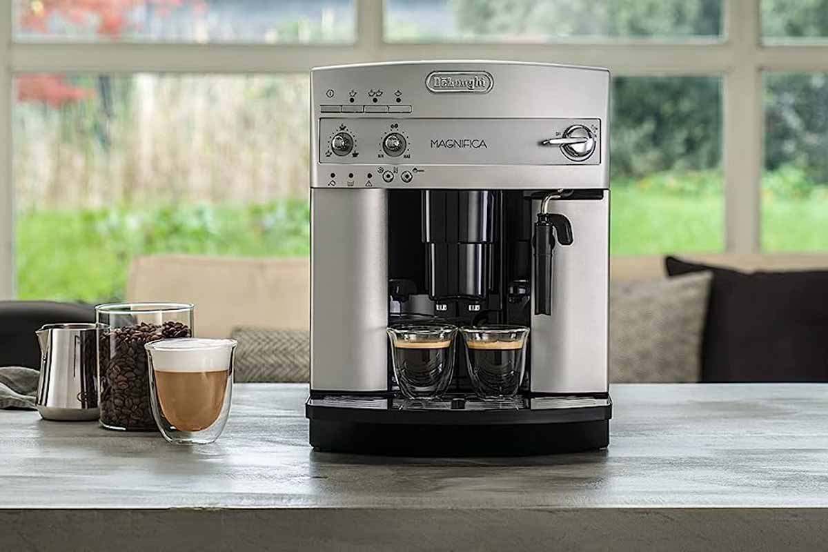 Machine à Café Grain Magnifica Start 1,8L Noir/Gris - DELONGHI