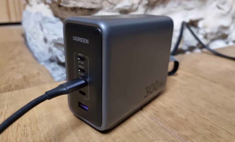 UGREEN Nexode 300W