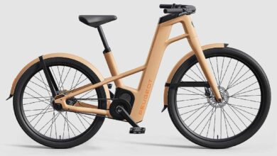 PEUGEOT CYCLES dévoile ses nouveaux vélos électriques connectés.