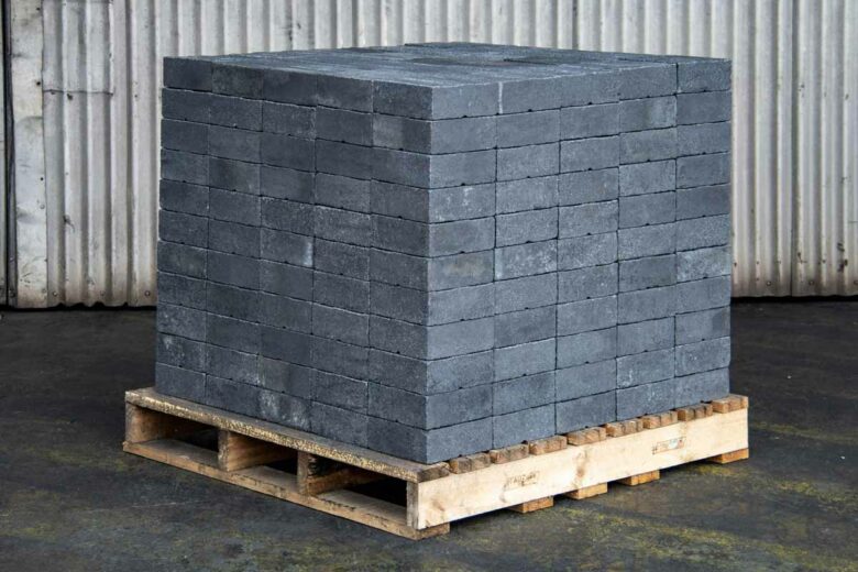 Des blocs capables de stocker des millions de kilowattheures d'énergie de manière moins chère, plus sûre et plus durable.