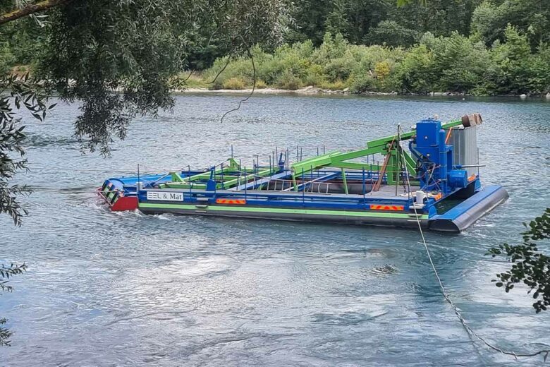 Une hydrolienne innovante mise en place sur le Rhone (69).