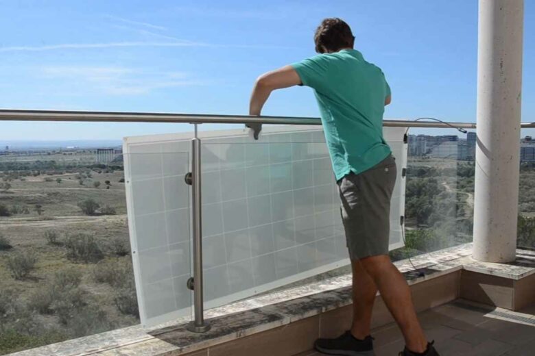 Un panneau solaire sans verre et ultraléger (5 kg).