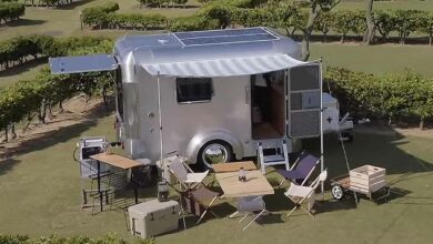 X-cabin300 est une caravane de camping en aluminium de 750 kg.