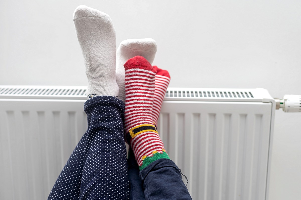 Oubliez les positions inconfortables, passez au chauffe-pied électrique.