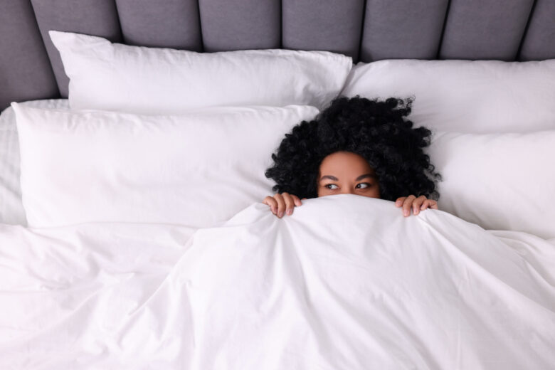 Une couverture lestée améliorerait votre sommeil.
