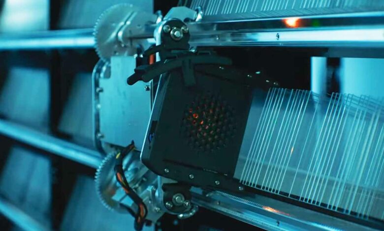 Microsoft veut stocker les données dans du verre de quartz : un support WORM peu coûteux et durable, résistant aux champs électromagnétiques et garantissant des durées de vie de dizaines, voire de centaines de milliers d'années.