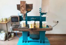 Une nouvelle unité de fabrication automatisée de Khadi Prakritik Paint à Jaipur.