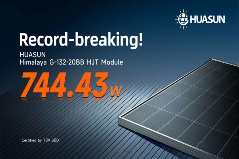 La puissance du module solaire Huasun Himalaya G12-132 HJT a atteint 744,43 W, avec un rendement de conversion de 23,96 %.