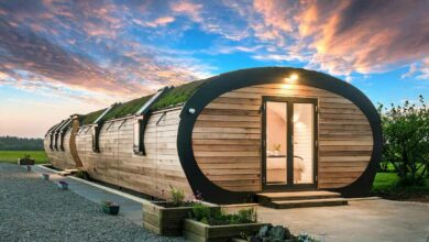 Cette maison surnommée le « petit pain suisse » située à 10 minutes de la sortie du tunnel sous la Manche est en location.