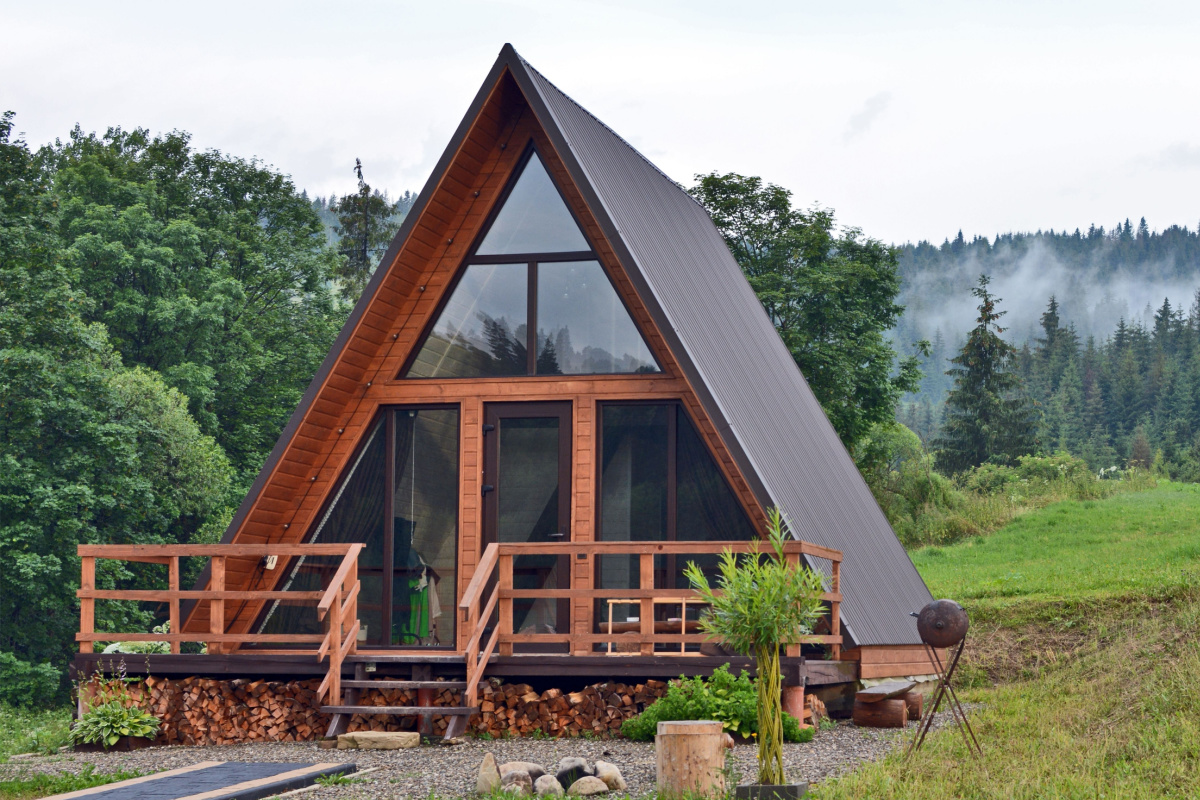 Des kits pour fabriquer soi-même des maisons en A (A-Frame)