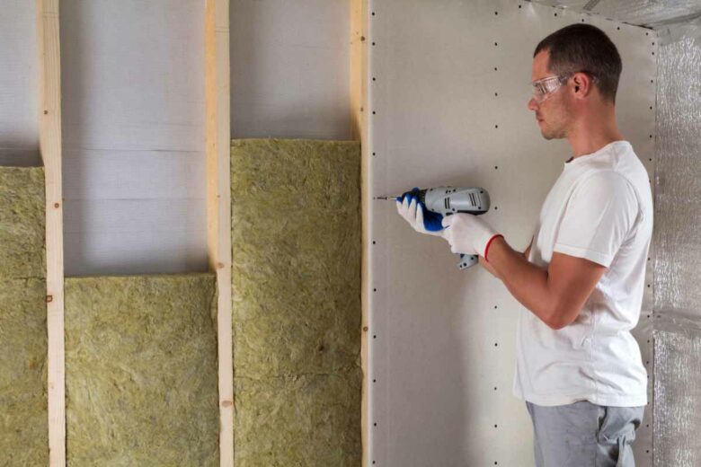 Isolation des murs par l'intérieur.