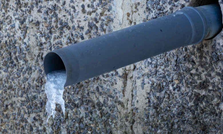 Compteur d'eau gelé : les 3 astuces pour bien l'isoler