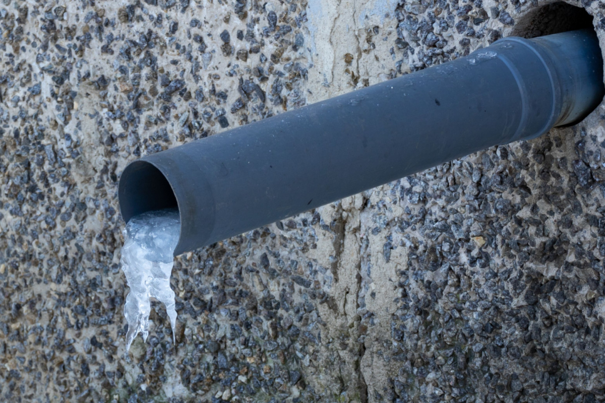 Comment protéger un récupérateur d'eau du pluie du froid ?