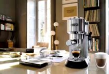 Une machine à expresso élégante et compacte.