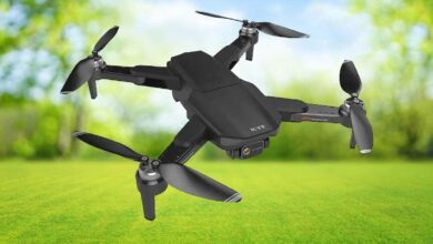 Le drone KYF en vol est en vente chez Brico Dépôt au prix de 145 € jusqu'au 7 décembre, stocks limités.