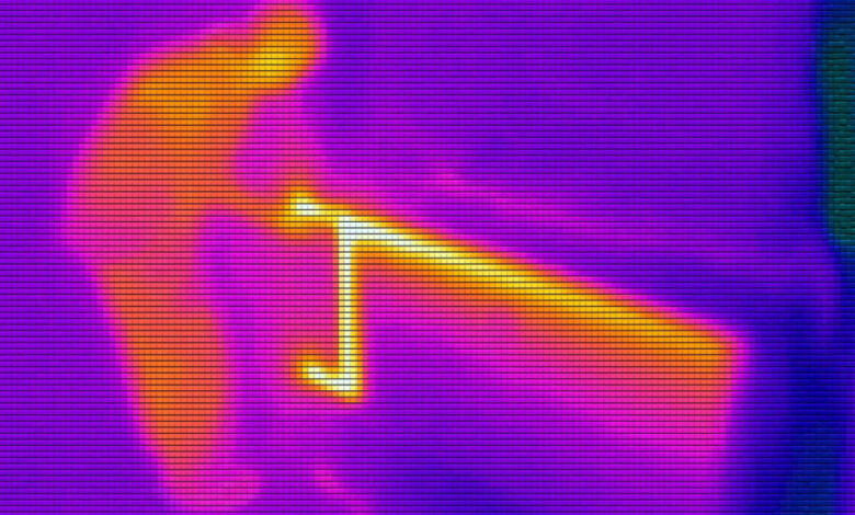 Une caméra thermique pour identifier les problèmes d'isolation.