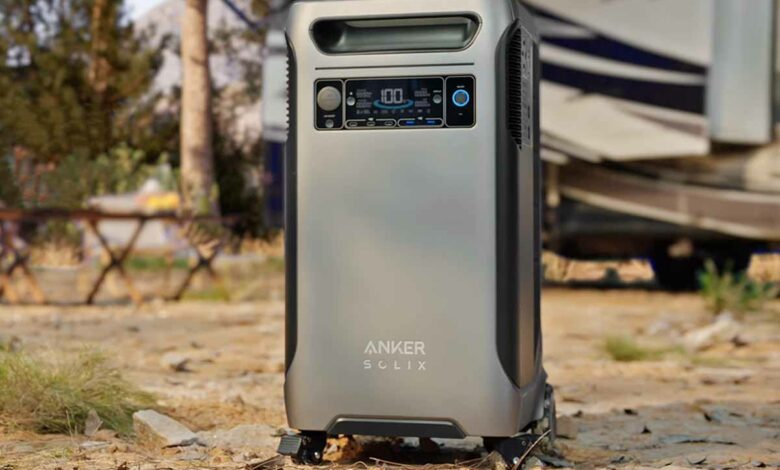 La batterie nomade Anker Solix F3800 peut être utilisée en intérieur comme en extérieur.