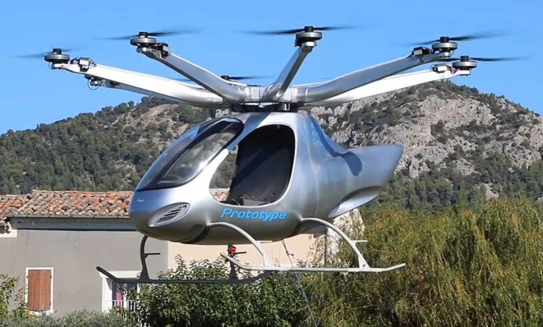 La société Electric Aircraft Concept, située à Caromb dans le département du Vaucluse, a créé un aéronef novateur appelé « Whisper », qui combine les caractéristiques de l'hélicoptère et du drone.